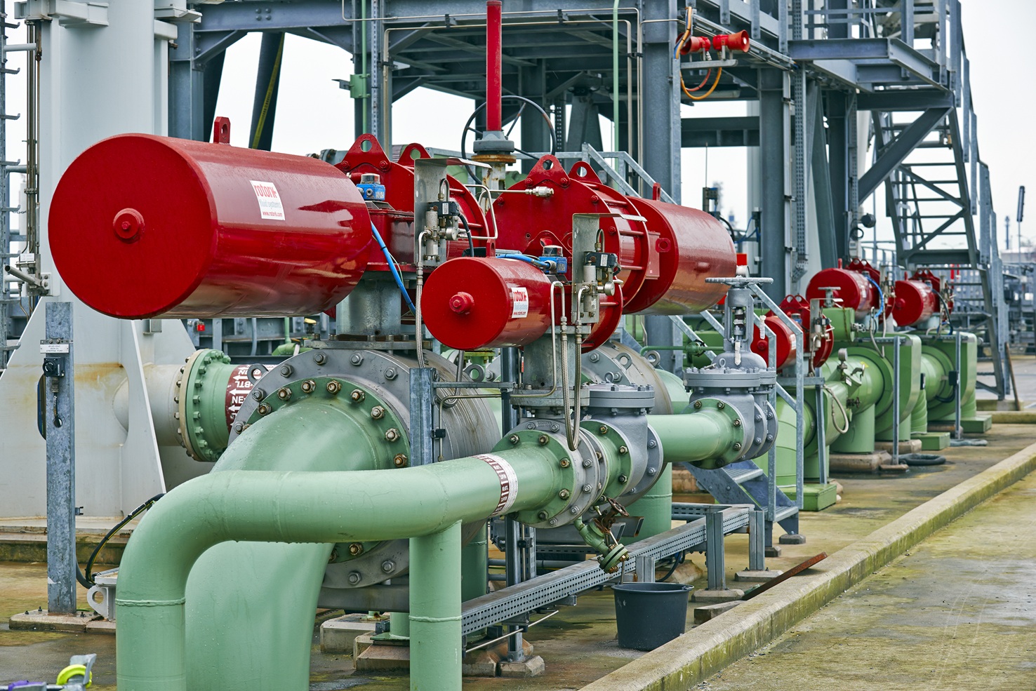 GP scotch yoke actuators with control panels.jpg