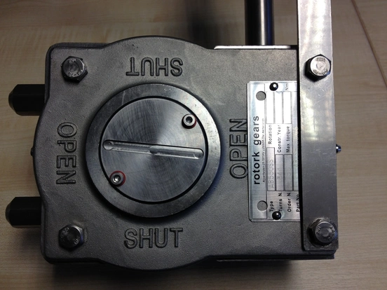 AB-SS Gearbox - Manual Part Turn Gearbox Stainless Steel Unedited Photo