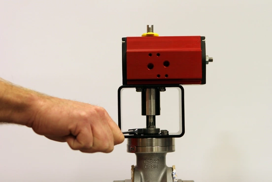 RC200 Range - Compact scotch yoke actuators - 210