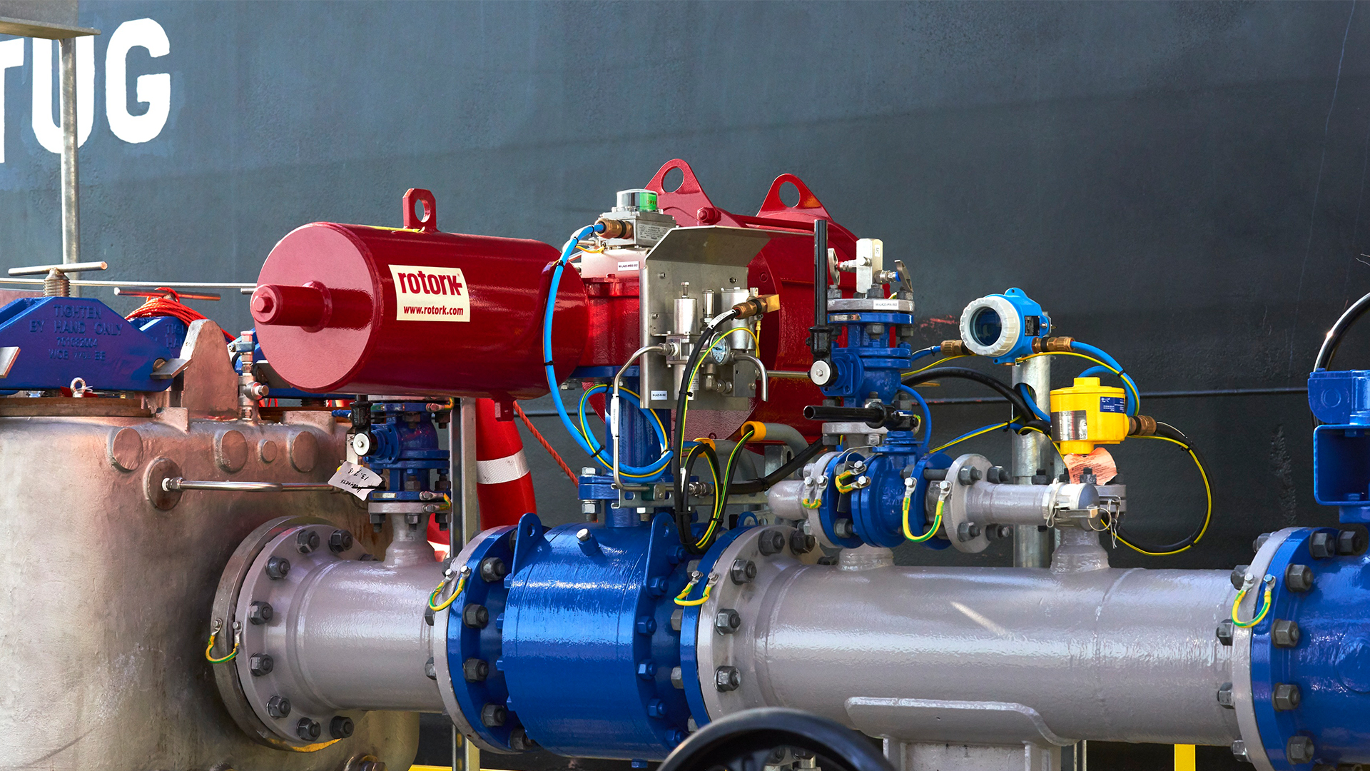 Rotork GP actuator with control panel_1920x1080.jpg